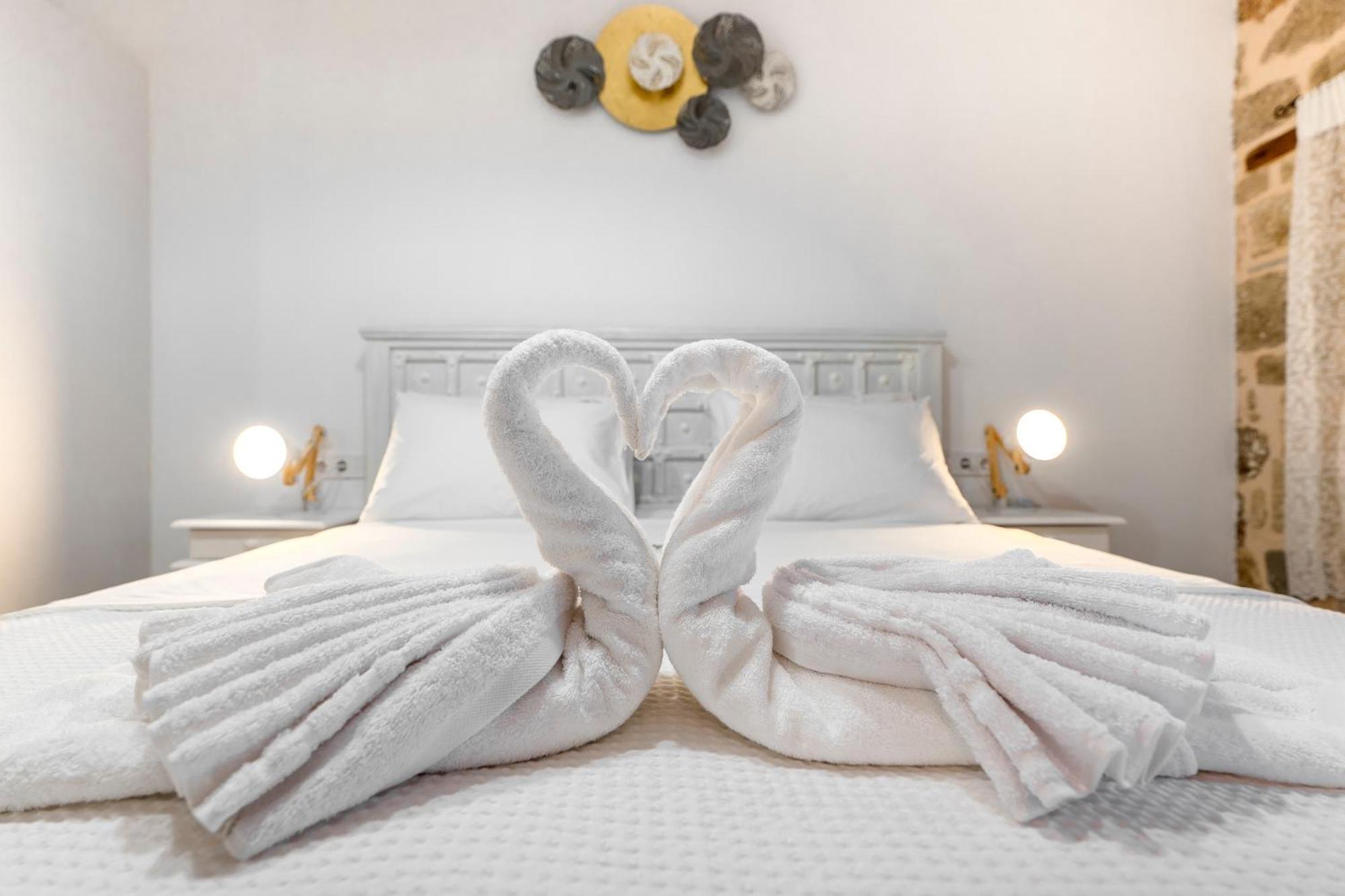 Villa Del Capo Suites Rhodes City ภายนอก รูปภาพ