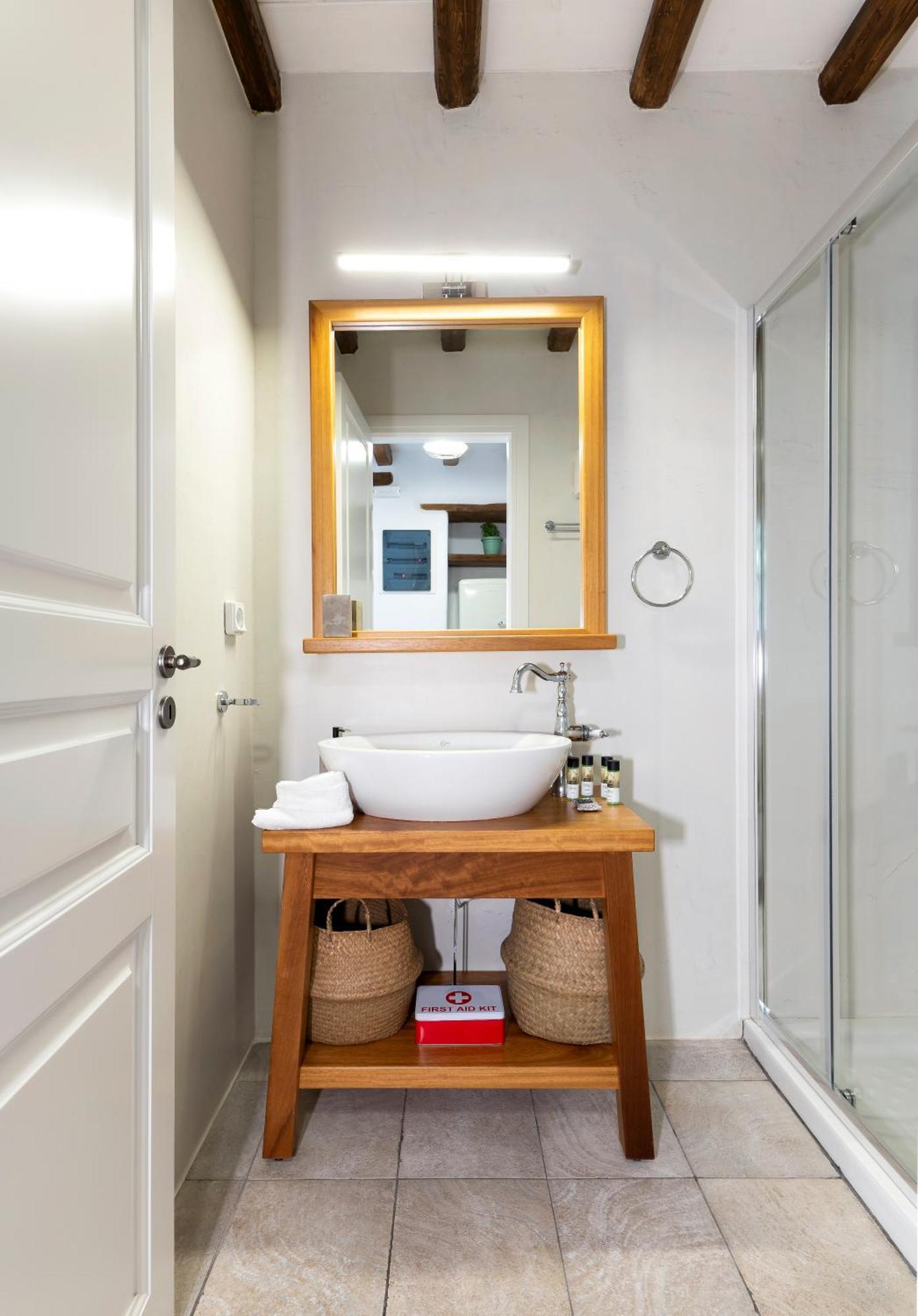 Villa Del Capo Suites Rhodes City ภายนอก รูปภาพ